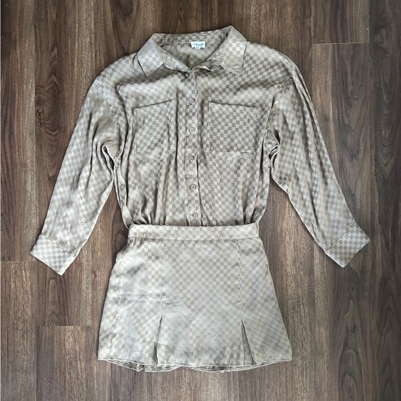 LE LIS Satin Check Button Shirt Mini Skirt Preppy Minimalist 2 Piece Set Size S - Picture 4 of 15